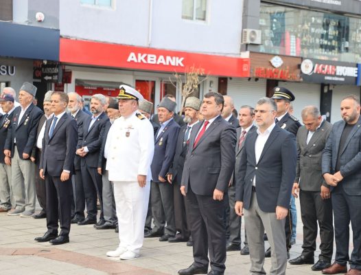 SULTANBEYLİ’DE GAZİLER GÜNÜ TÖRENLE KUTLANDI