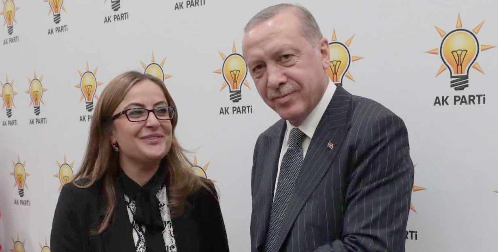 AK PARTİ 4.OLAĞANÜSTÜ KONGRESİNDE YENİ MKYK ÜYELERİ BELİRLENDİ