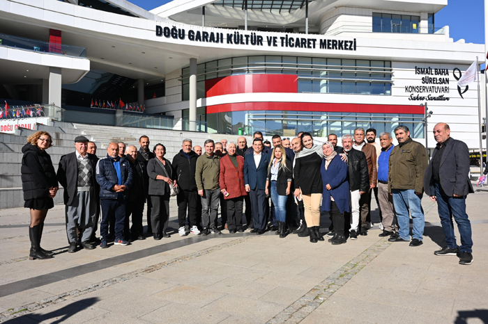 TÜTÜNCÜ, DOĞU GARAJI FESTİVAL ÇARŞISI ESNAFIYLA BULUŞTU