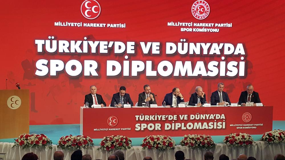 TÜRKİYE'DE VE DÜNYA'DA SPOR DİPLOMASİSİ