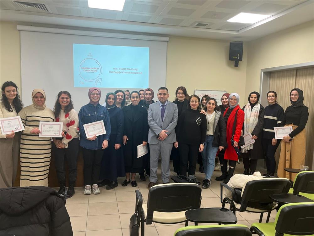 RİZE İL SAĞLIK MÜDÜRLÜĞÜ’NDEN DOĞUM ÖNCESİ VE SONRASI BAKIM EĞİTİMİ