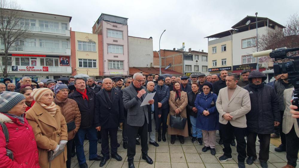 CHP TAŞOVA İLÇE BAŞKANI SAYAN; “KURTULUŞ YOK TEK BAŞINA, YA HEP BERABER YA HİÇBİRİMİZ”