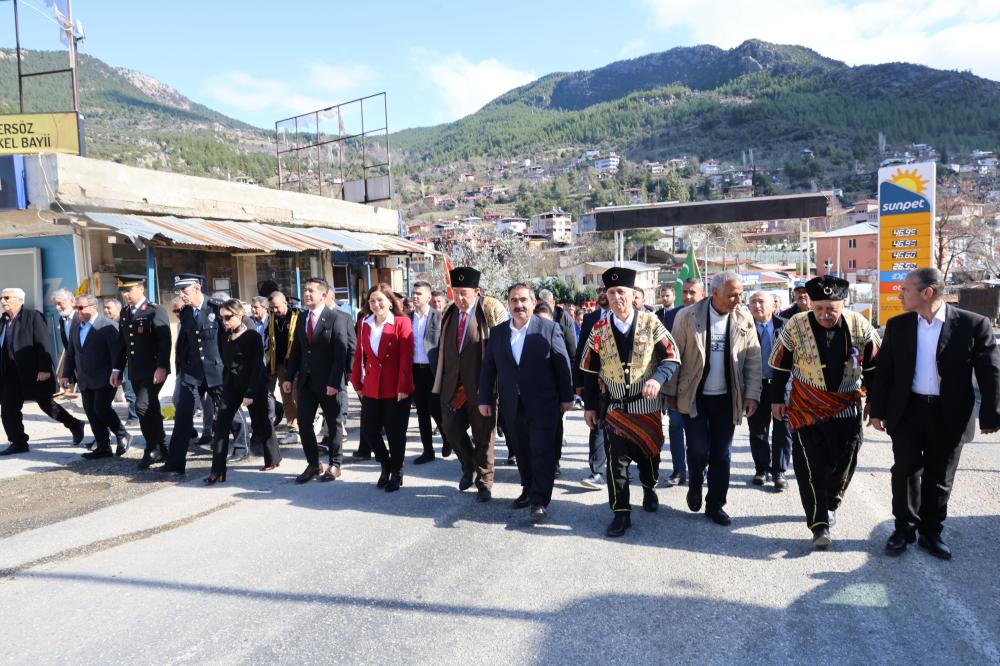FEKE’DE 105. YIL KURTULUŞ COŞKUSU: MİLLİ MÜCADELE RUHU CANLANDI