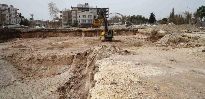 ADIYAMAN BELEDİYESİ YENİ HİZMET BİNASI HAZİRAN SONUNDA TAMAMLANIYOR