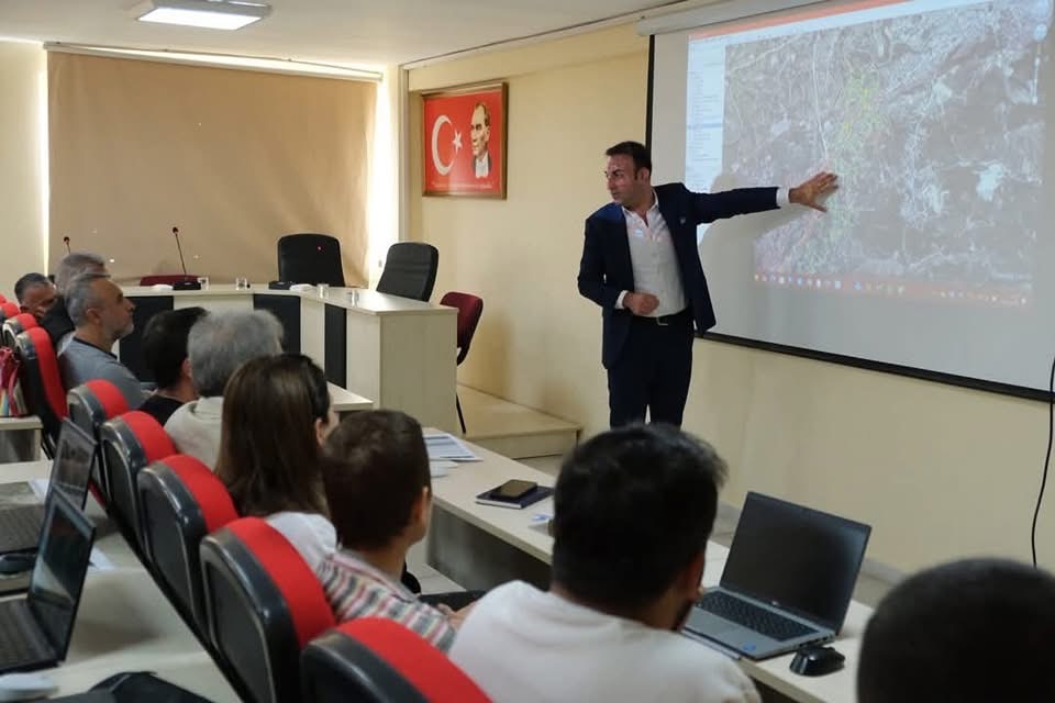 DEFNE BELEDİYE BAŞKANI ÖZGÜN'DEN KOORDİNASYON HAMLESİ