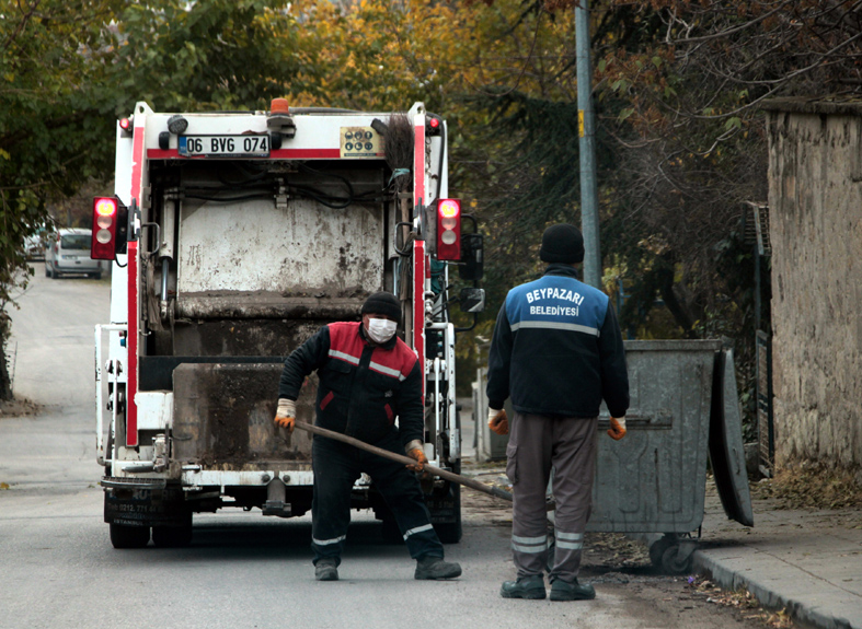 BEYPAZARI BELEDİYE BAŞKANI DR. ÖZER KASAP TEMİZLİKÇİ MAHKÛMLARDAN RANDIMAN ALDIK