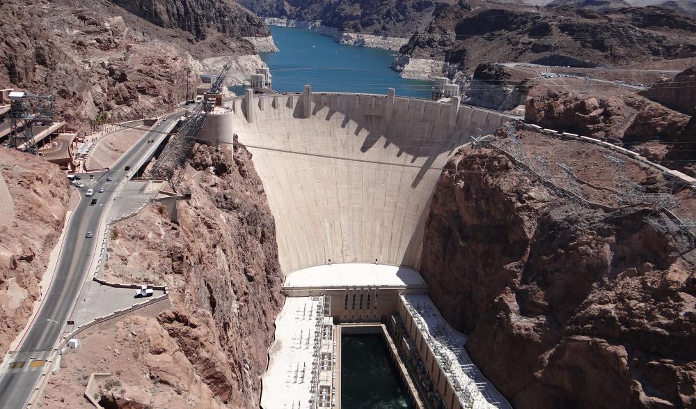 HES'LER GÖRÜNDÜKLERİ KADAR MASUM DEĞİL